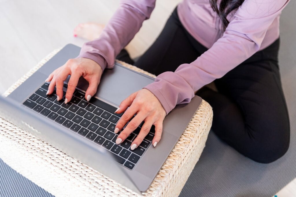 How To Pay Off Student Loans Faster by Starting a Side Hustle